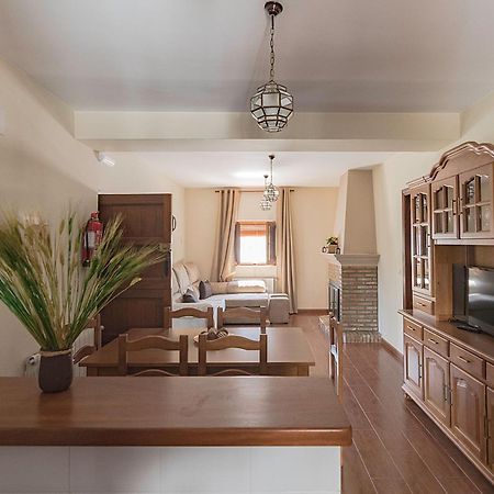 Apartamentos Rurales Las Chimeneas กาปีเลย์รา ภายนอก รูปภาพ