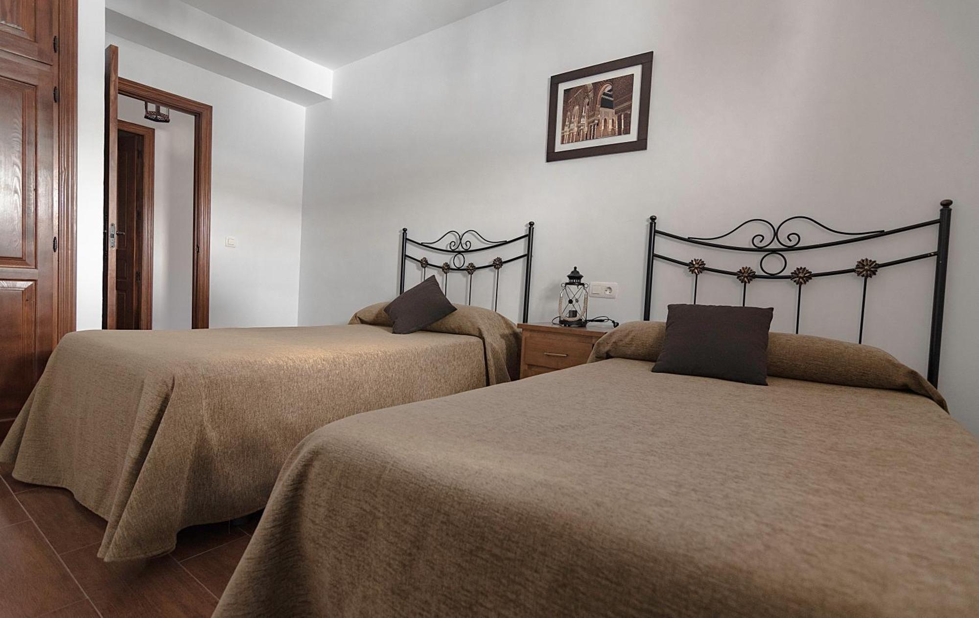 Apartamentos Rurales Las Chimeneas กาปีเลย์รา ภายนอก รูปภาพ
