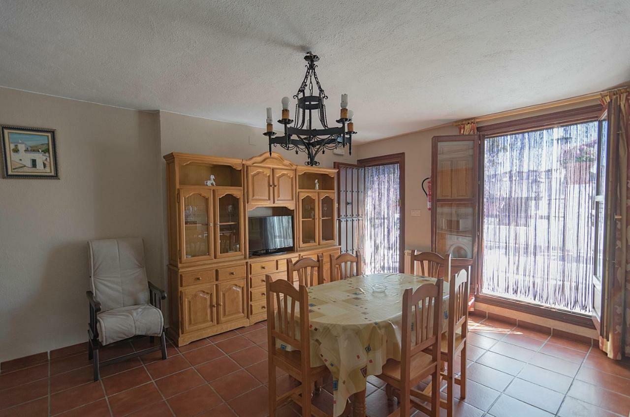 Apartamentos Rurales Las Chimeneas กาปีเลย์รา ภายนอก รูปภาพ